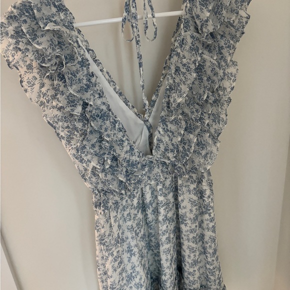Blue and White Floral Dress with Ruffles & V-cut Back - Picture 4 of 4